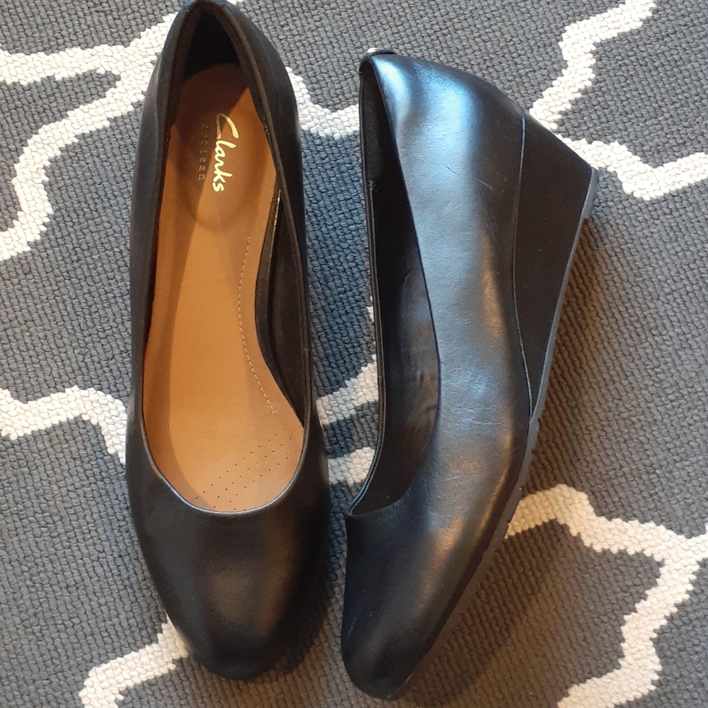 Clarks Artisan Flores Tulip Black Leather Wedge 10